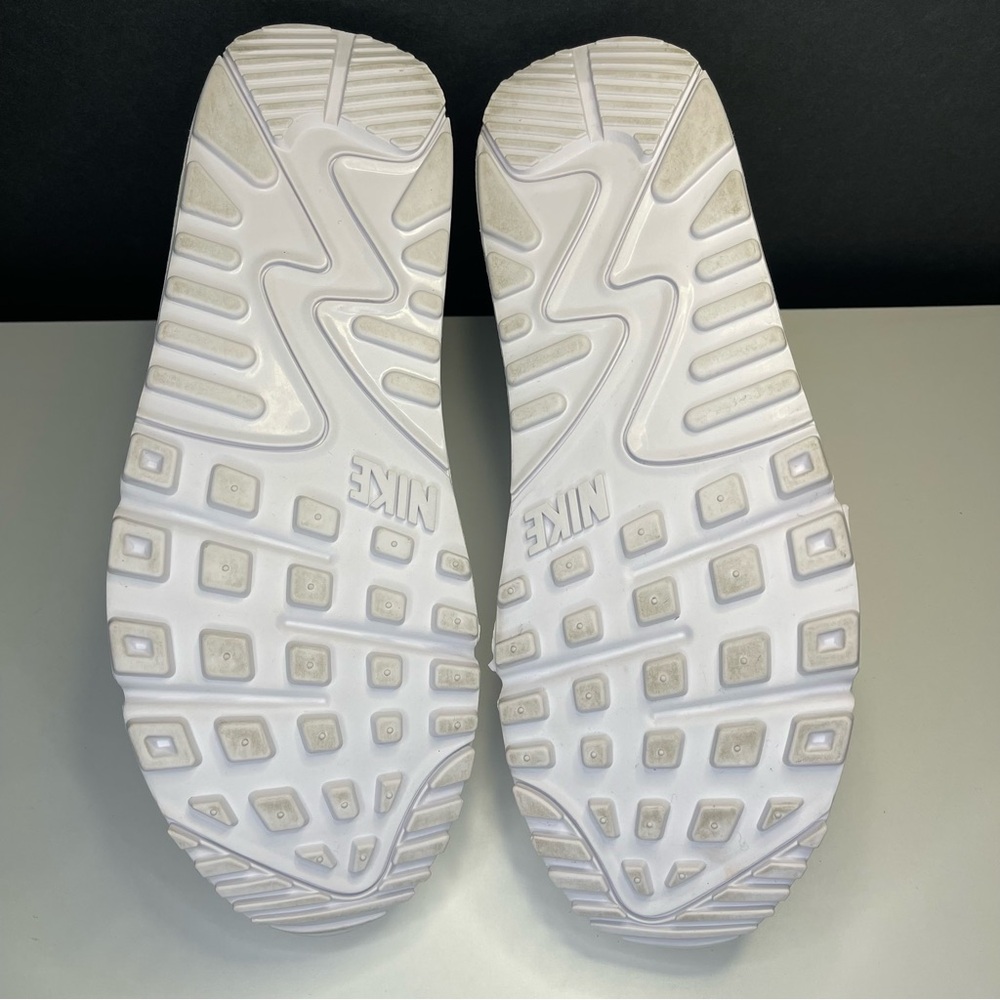 Nike Air Max 90 Shoes Casual White DH8010-100 Woman's Size 7.5 - Picture 9 of 9